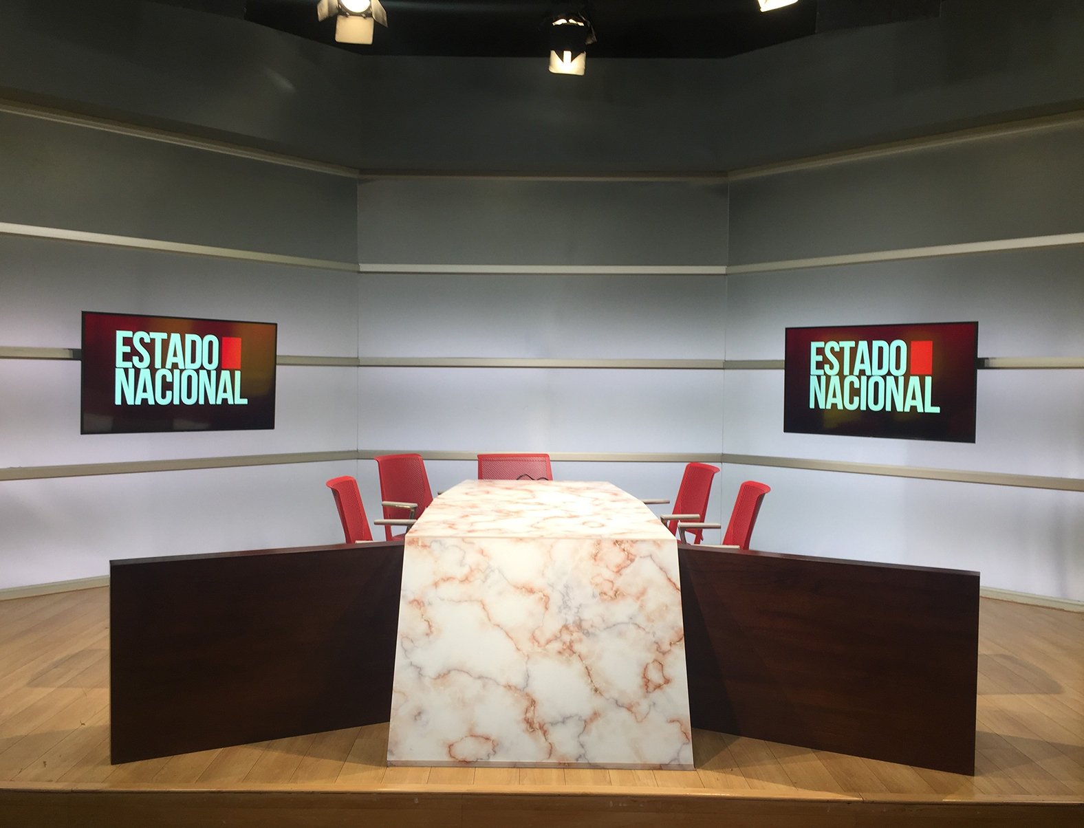 Set Entrevistas TN7 - imagen 3